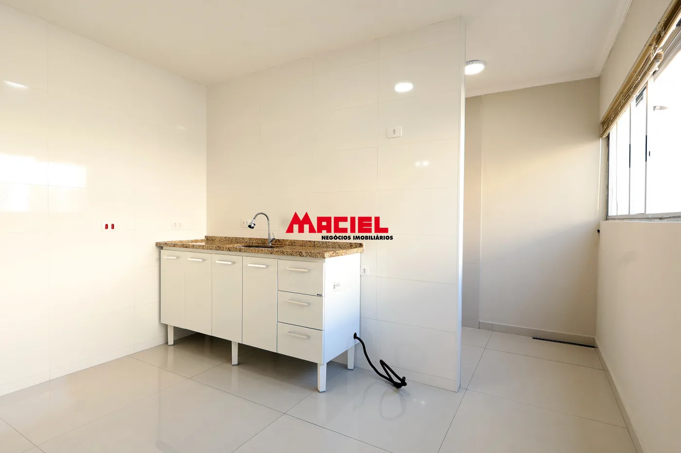 Comprar Apartamento / Padr&atilde;o em S&atilde;o Jos&eacute; dos Campos R$ 280.000,00 - Foto 2