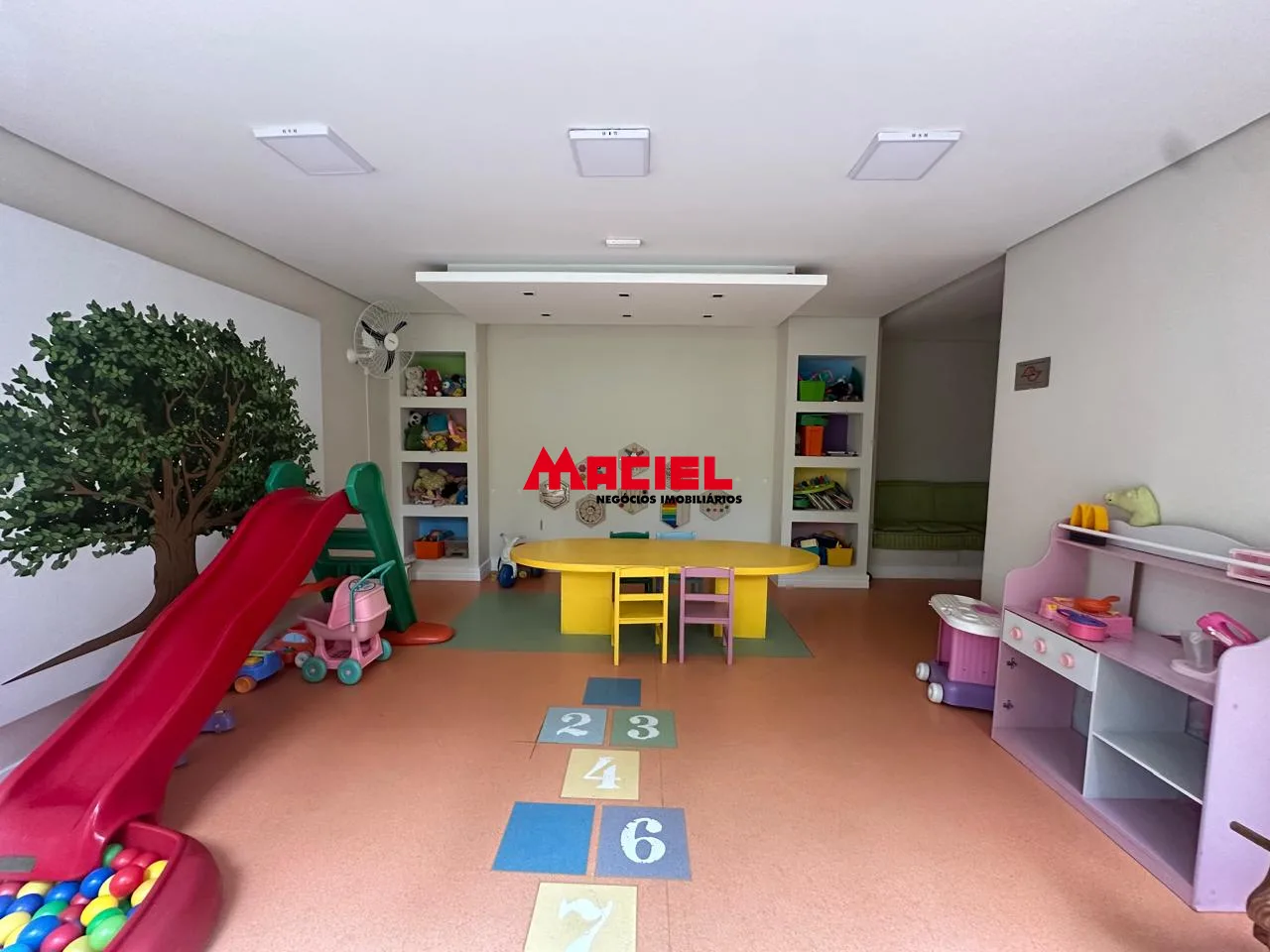 Alugar Apartamento / Padr&atilde;o em S&atilde;o Jos&eacute; dos Campos R$ 3.400,00 - Foto 18