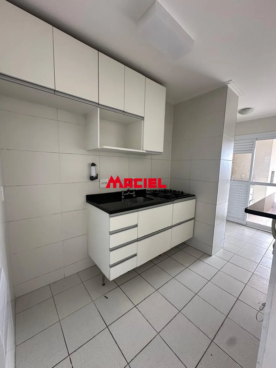 Alugar Apartamento / Padr&atilde;o em S&atilde;o Jos&eacute; dos Campos R$ 3.400,00 - Foto 3