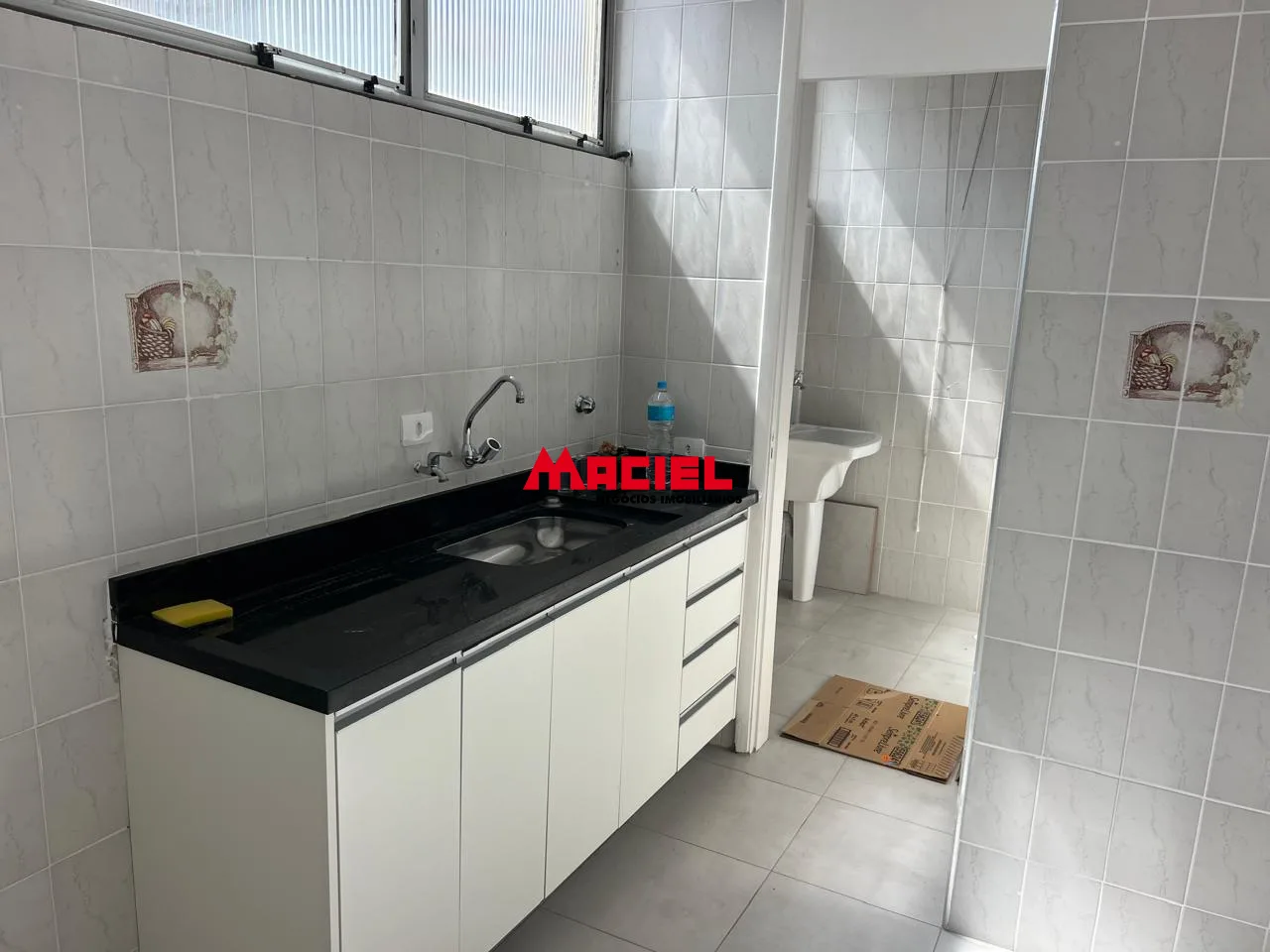 Alugar Apartamento / Padr&atilde;o em S&atilde;o Jos&eacute; dos Campos R$ 2.000,00 - Foto 6