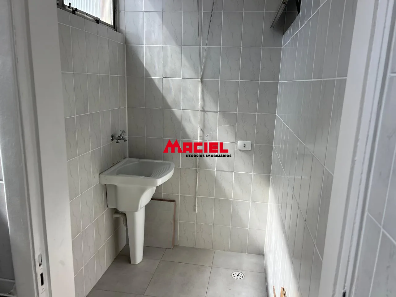 Alugar Apartamento / Padr&atilde;o em S&atilde;o Jos&eacute; dos Campos R$ 2.000,00 - Foto 7