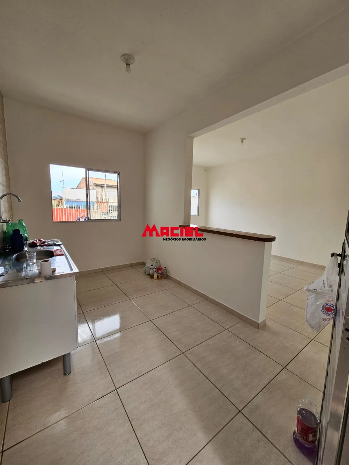 Alugar Casa / Padr&atilde;o em S&atilde;o Jos&eacute; dos Campos R$ 1.500,00 - Foto 3