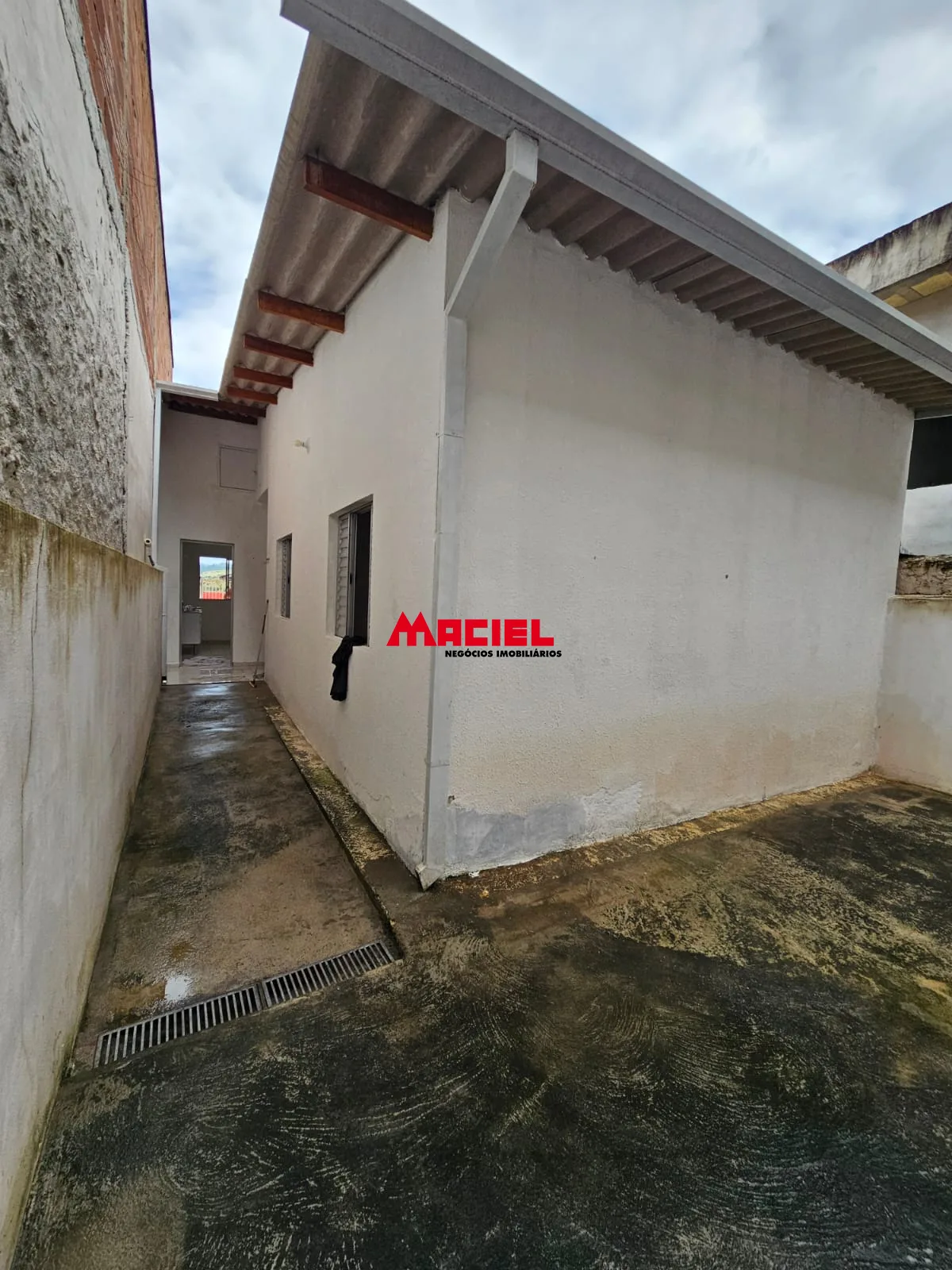 Alugar Casa / Padr&atilde;o em S&atilde;o Jos&eacute; dos Campos R$ 1.500,00 - Foto 11