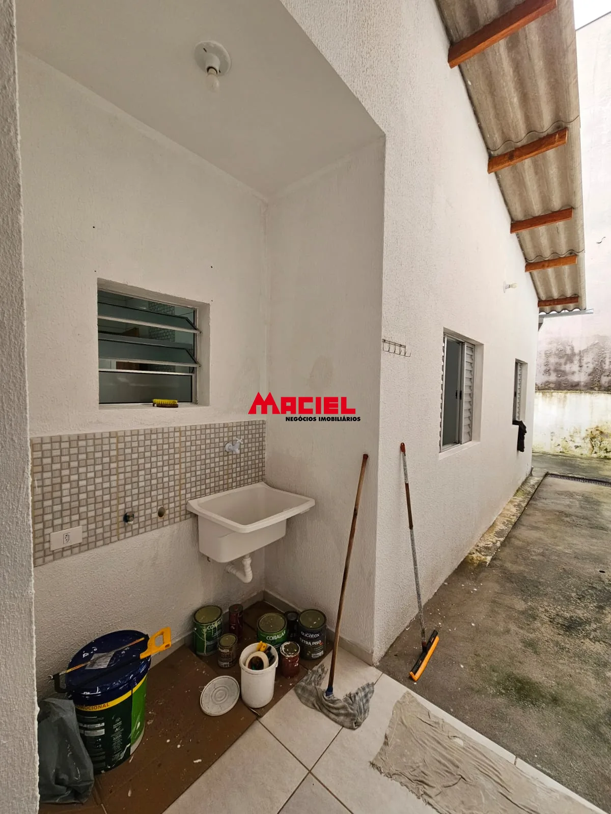 Alugar Casa / Padr&atilde;o em S&atilde;o Jos&eacute; dos Campos R$ 1.500,00 - Foto 10