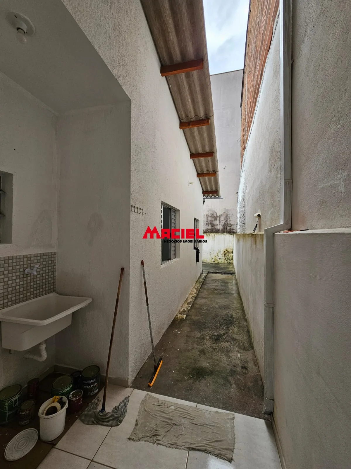 Alugar Casa / Padr&atilde;o em S&atilde;o Jos&eacute; dos Campos R$ 1.500,00 - Foto 13