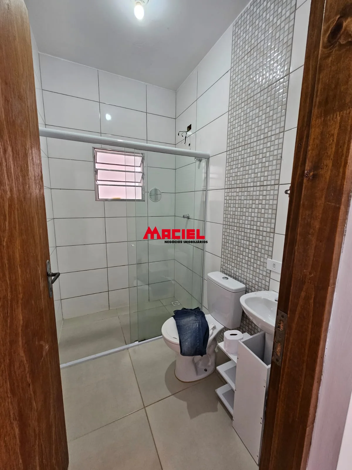 Alugar Casa / Padr&atilde;o em S&atilde;o Jos&eacute; dos Campos R$ 1.500,00 - Foto 9