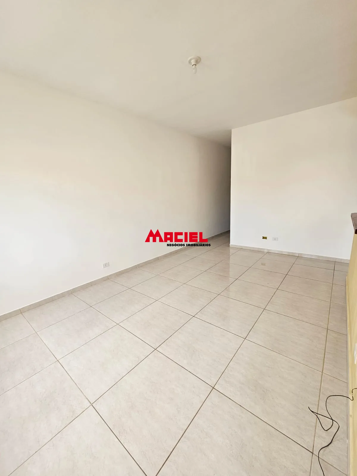 Alugar Casa / Padr&atilde;o em S&atilde;o Jos&eacute; dos Campos R$ 1.500,00 - Foto 17