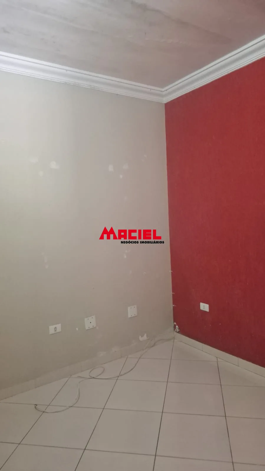 Alugar Casa / Padr&atilde;o em S&atilde;o Jos&eacute; dos Campos R$ 1.200,00 - Foto 4