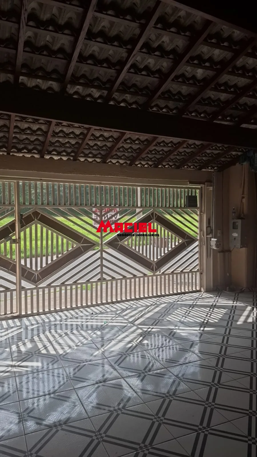 Alugar Casa / Padr&atilde;o em S&atilde;o Jos&eacute; dos Campos R$ 1.200,00 - Foto 12