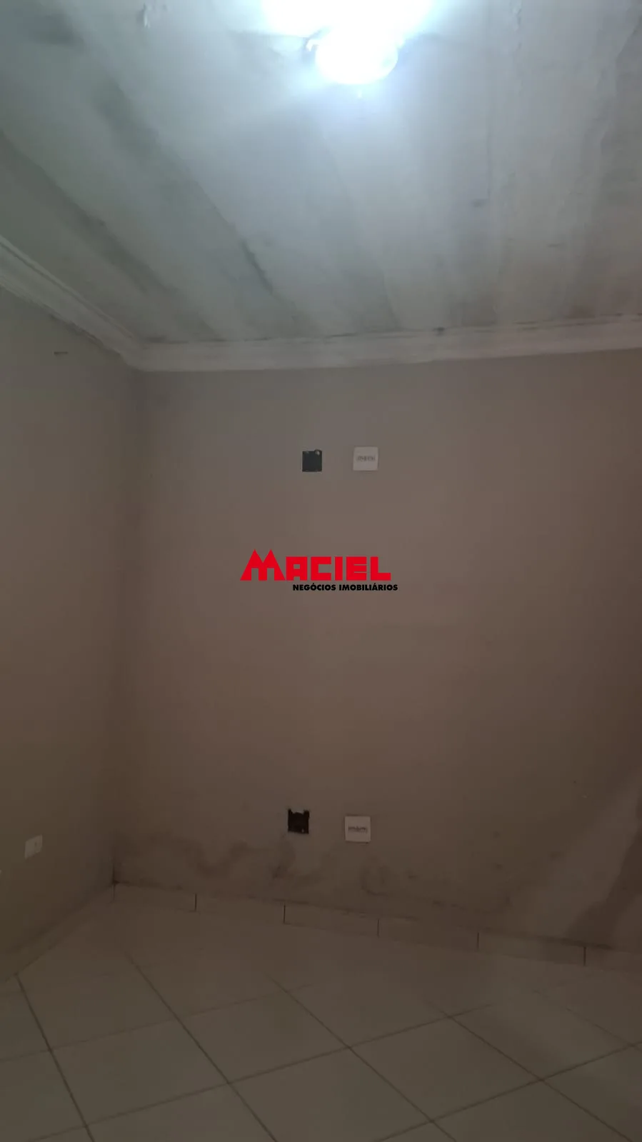 Alugar Casa / Padr&atilde;o em S&atilde;o Jos&eacute; dos Campos R$ 1.200,00 - Foto 16