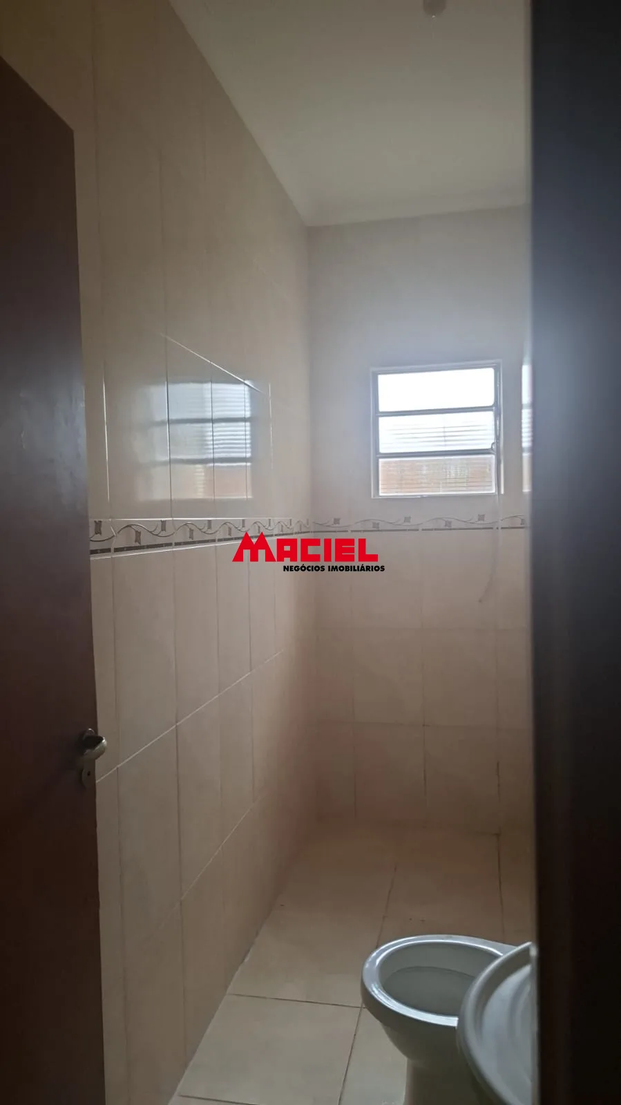 Alugar Casa / Padr&atilde;o em S&atilde;o Jos&eacute; dos Campos R$ 1.200,00 - Foto 18