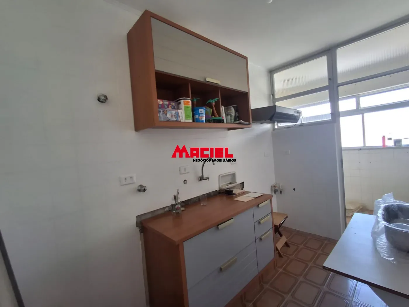 Alugar Apartamento / Padr&atilde;o em S&atilde;o Jos&eacute; dos Campos R$ 2.800,00 - Foto 8