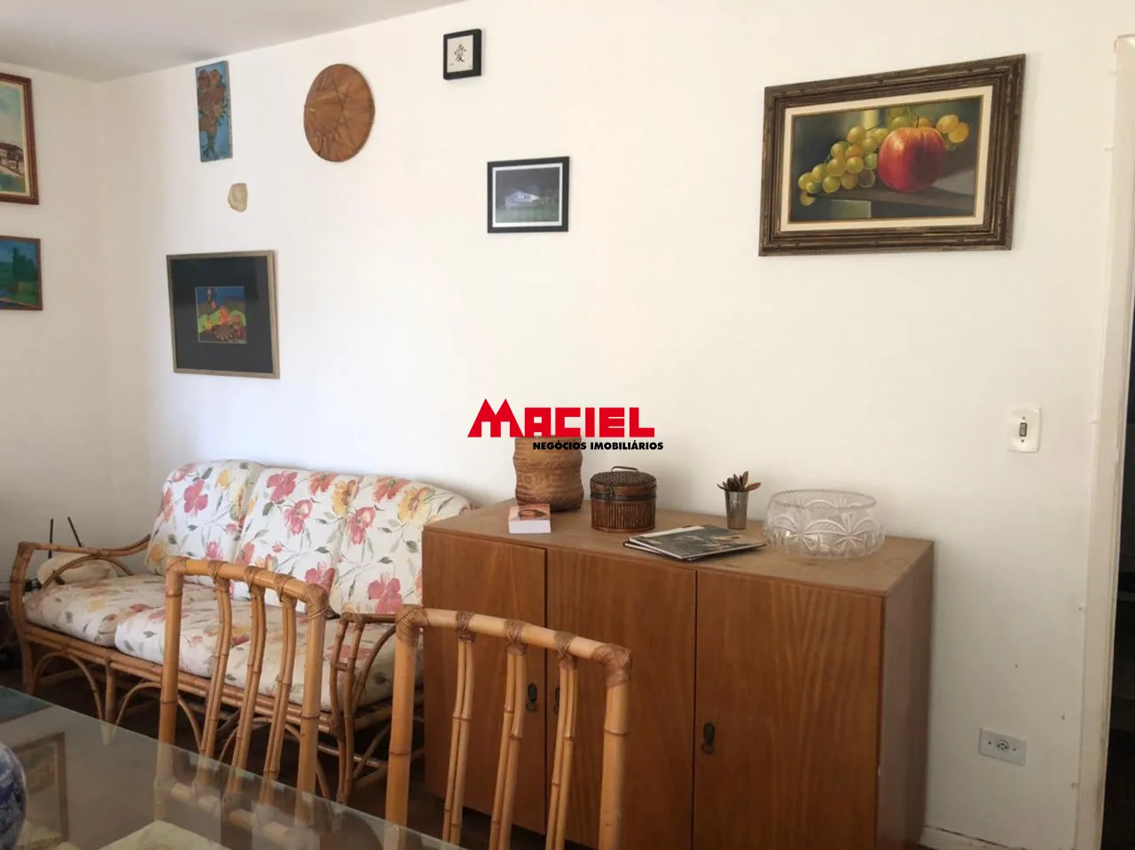 Alugar Apartamento / Padr&atilde;o em S&atilde;o Jos&eacute; dos Campos R$ 2.800,00 - Foto 2