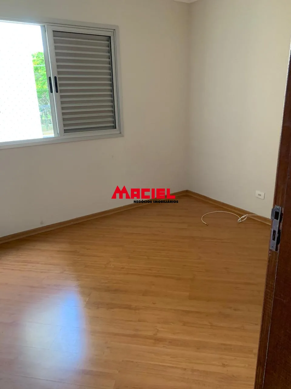 Alugar Apartamento / Padr&atilde;o em S&atilde;o Jos&eacute; dos Campos R$ 3.438,87 - Foto 10