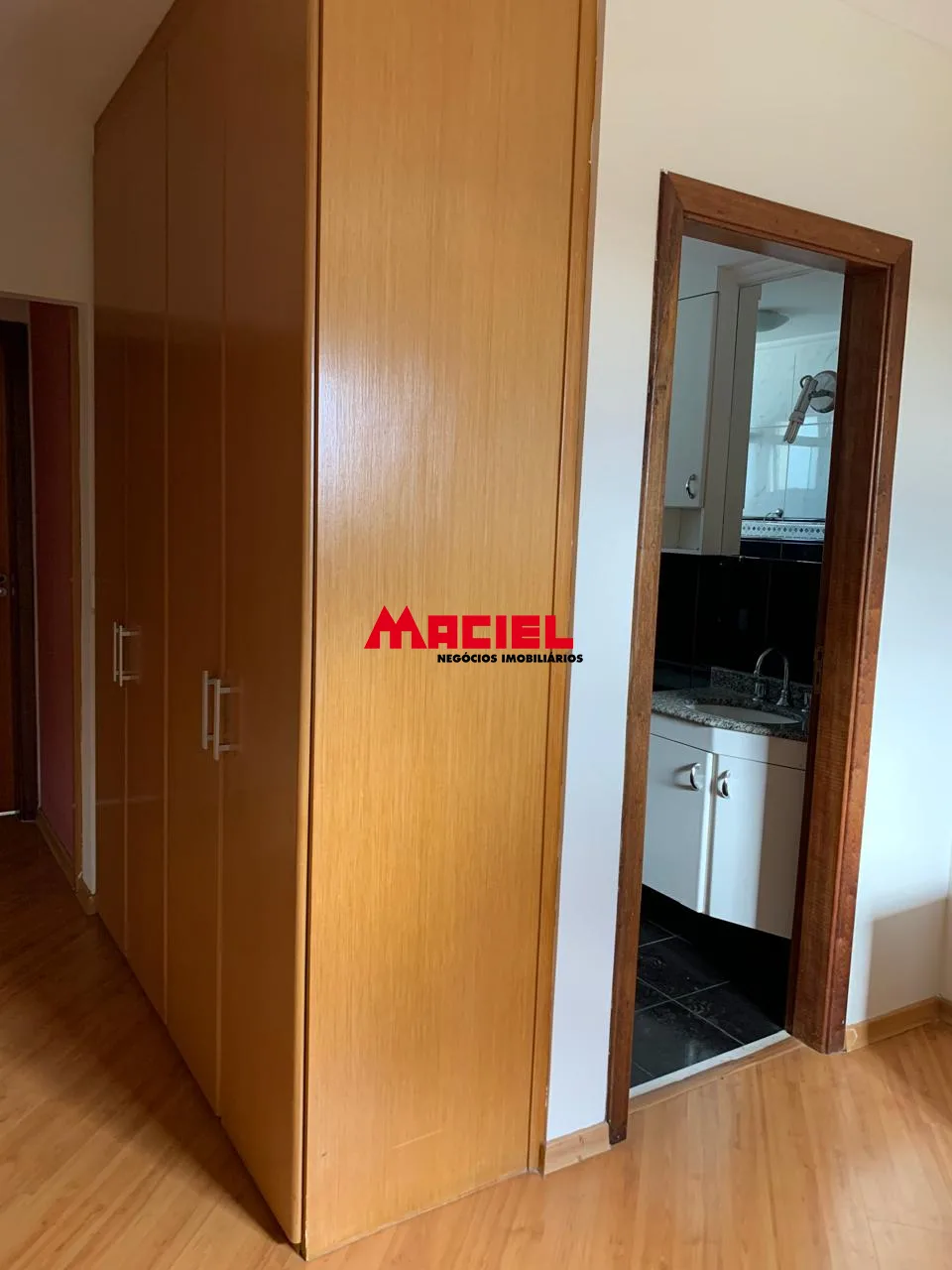 Alugar Apartamento / Padr&atilde;o em S&atilde;o Jos&eacute; dos Campos R$ 3.438,87 - Foto 24