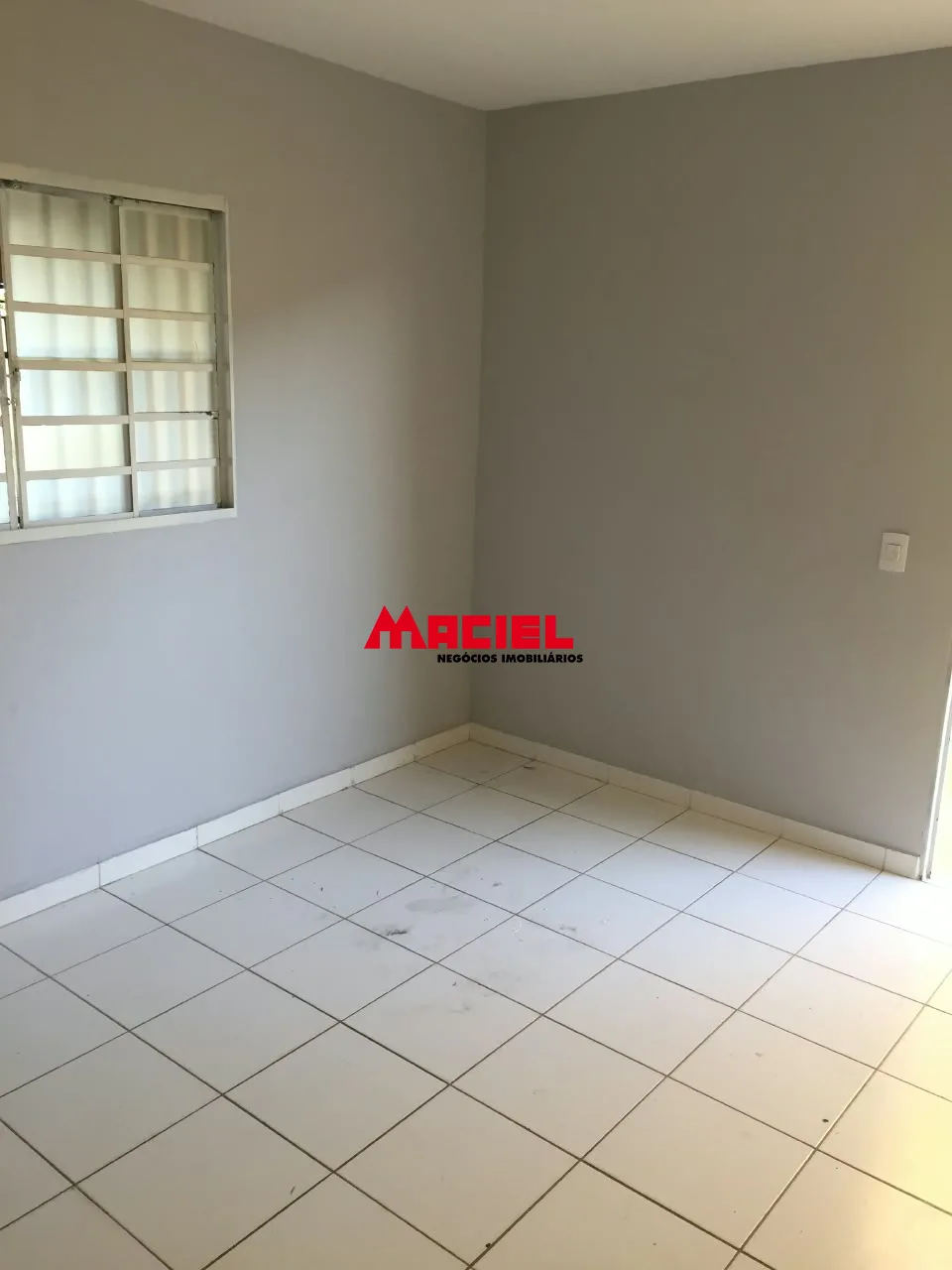Alugar Casa / Padr&atilde;o em S&atilde;o Jos&eacute; dos Campos R$ 1.100,00 - Foto 10