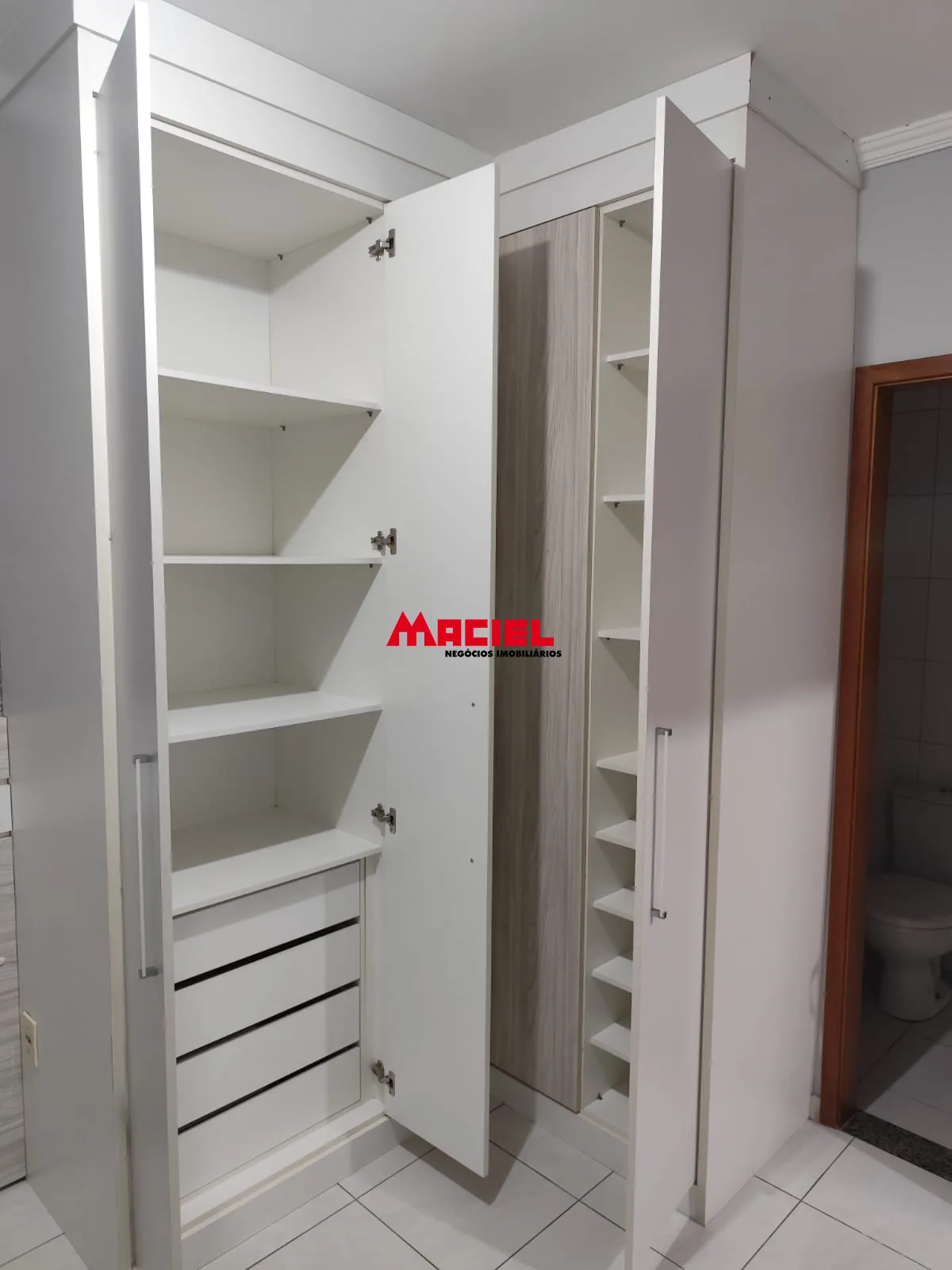 Comprar Apartamento / Padr&atilde;o em S&atilde;o Jos&eacute; dos Campos R$ 426.000,00 - Foto 10