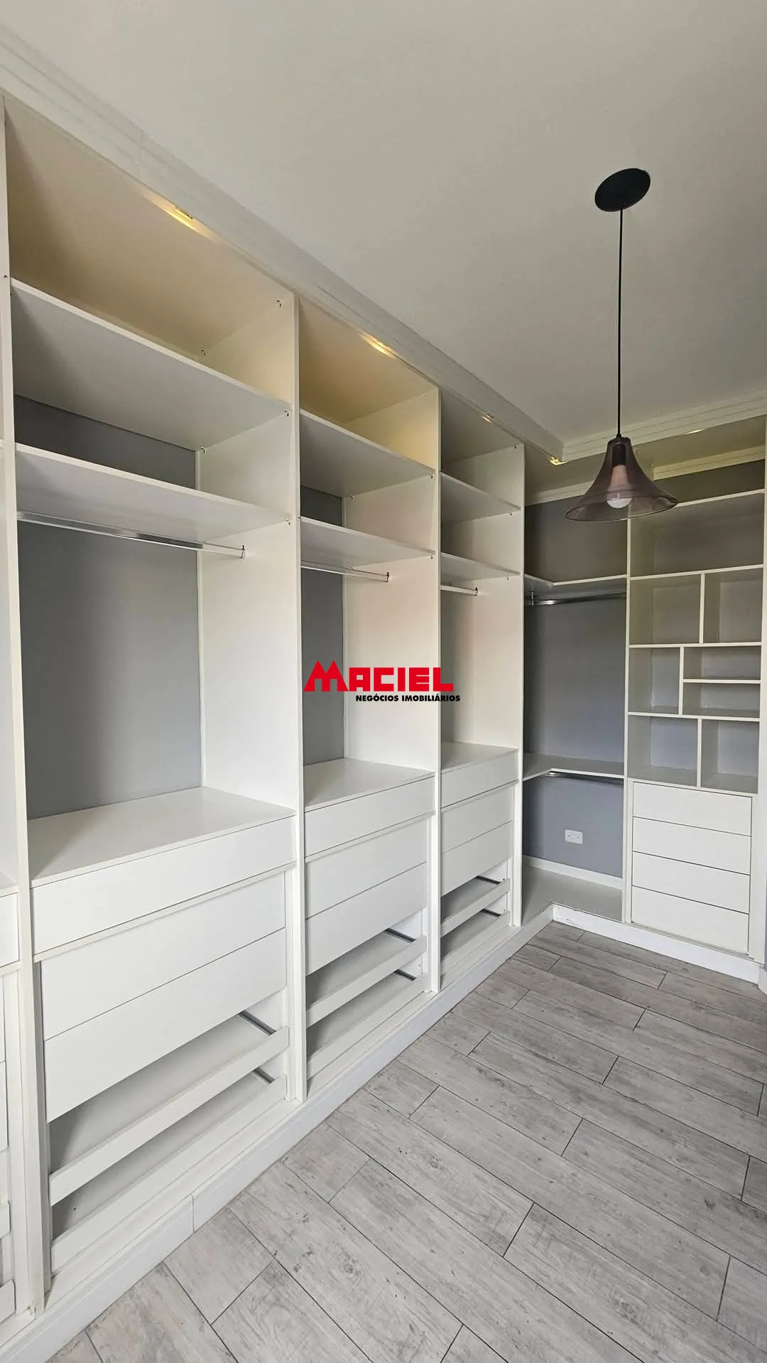 Alugar Apartamento / Padr&atilde;o em Jacare&iacute; R$ 2.600,00 - Foto 18
