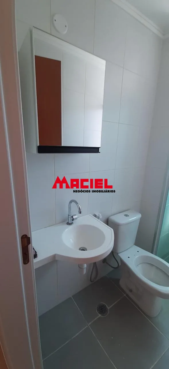 Alugar Apartamento / Padr&atilde;o em S&atilde;o Jos&eacute; dos Campos R$ 1.000,00 - Foto 2