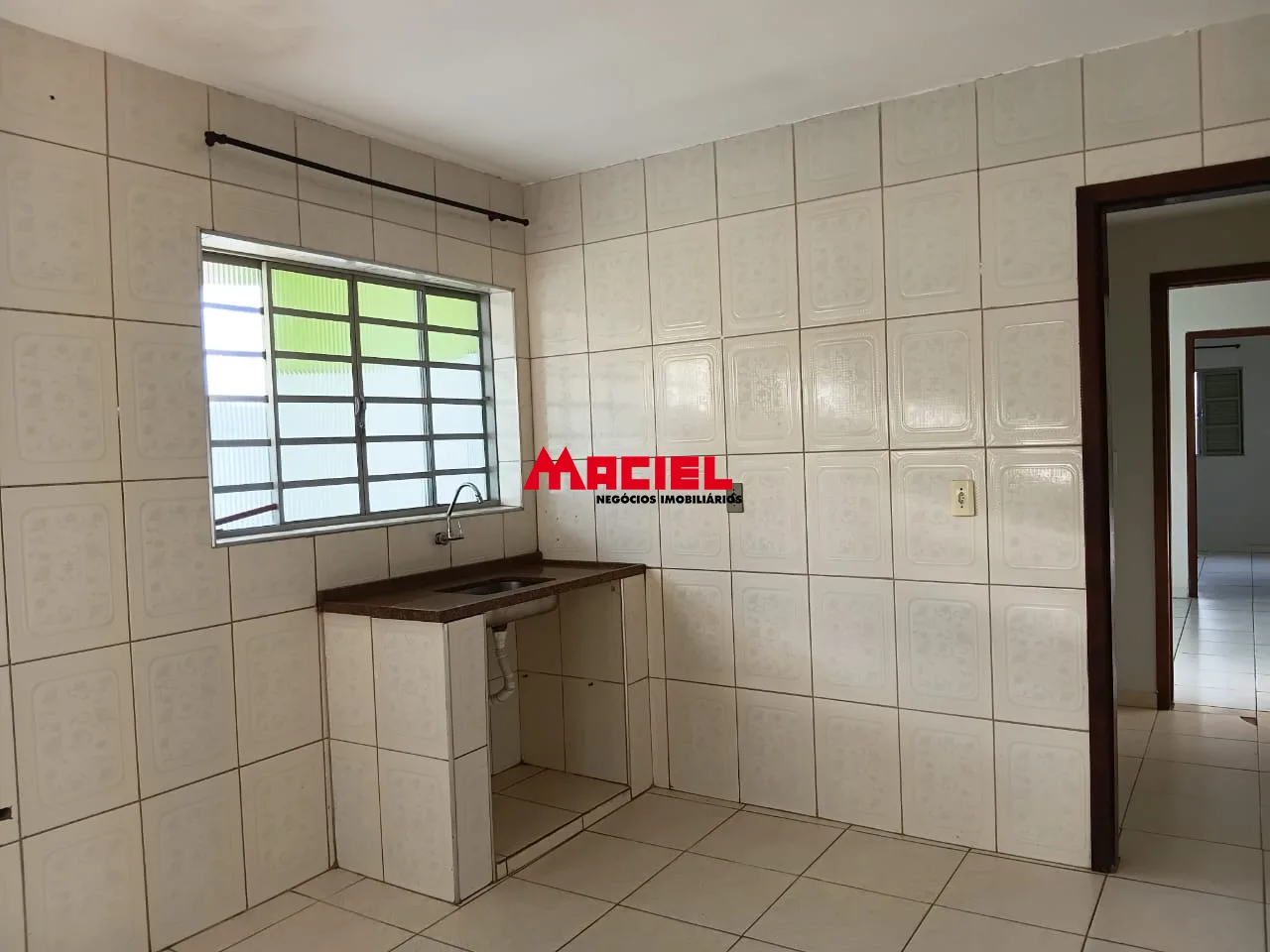Alugar Casa / Padr&atilde;o em S&atilde;o Jos&eacute; dos Campos R$ 1.700,00 - Foto 11