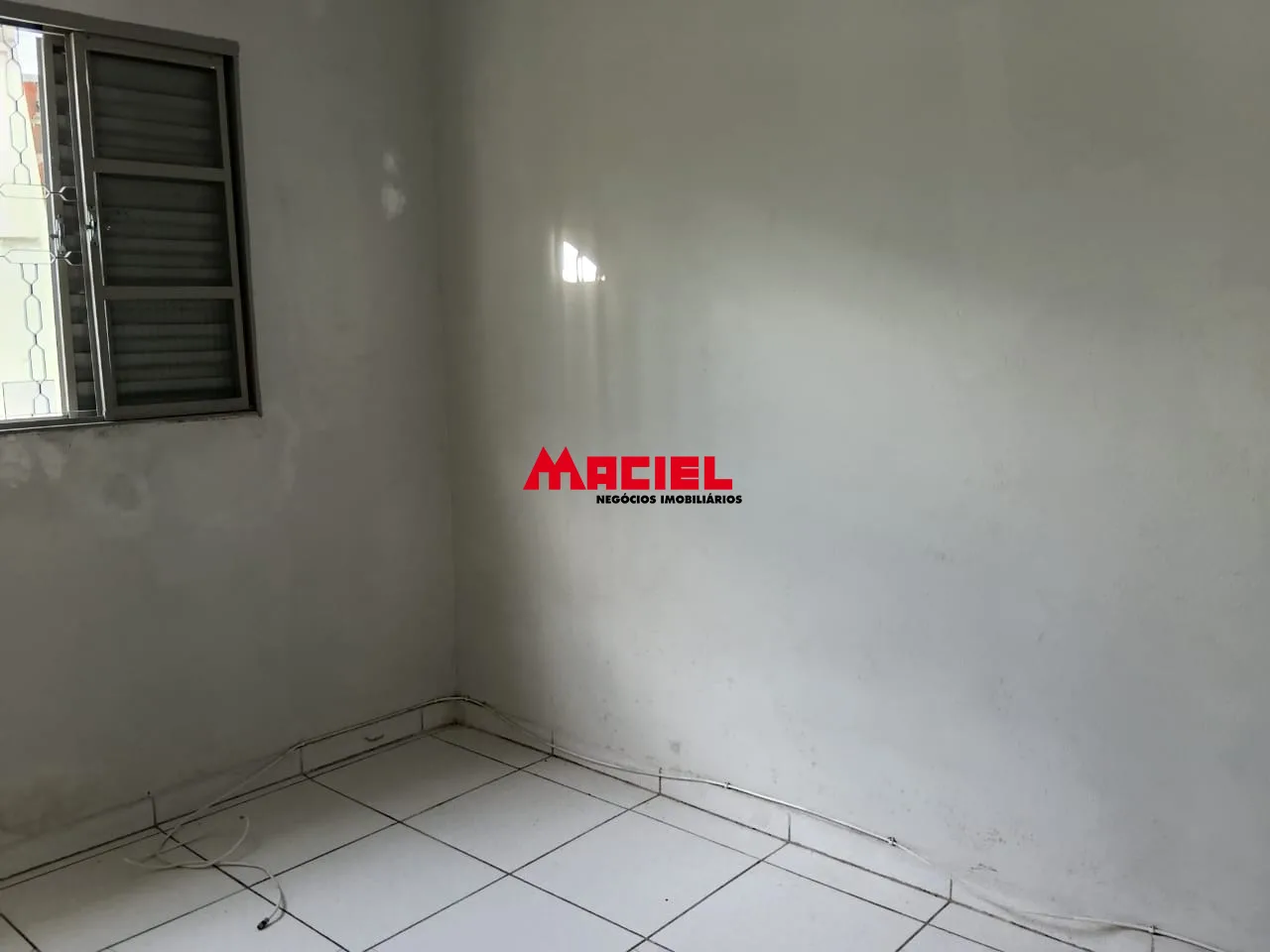 Alugar Casa / Padr&atilde;o em S&atilde;o Jos&eacute; dos Campos R$ 1.700,00 - Foto 16