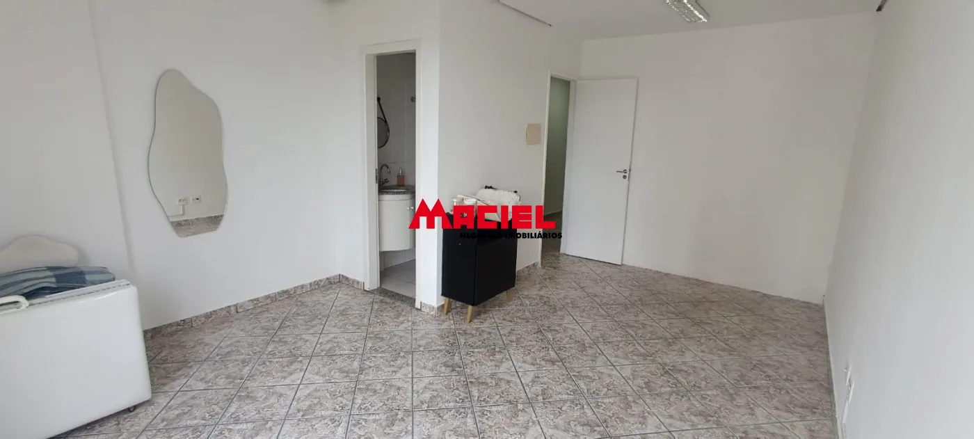 Alugar Comercial / Sala em Edif&iacute;cio/Condom&iacute;nio em S&atilde;o Jos&eacute; dos Campos R$ 2.400,00 - Foto 4