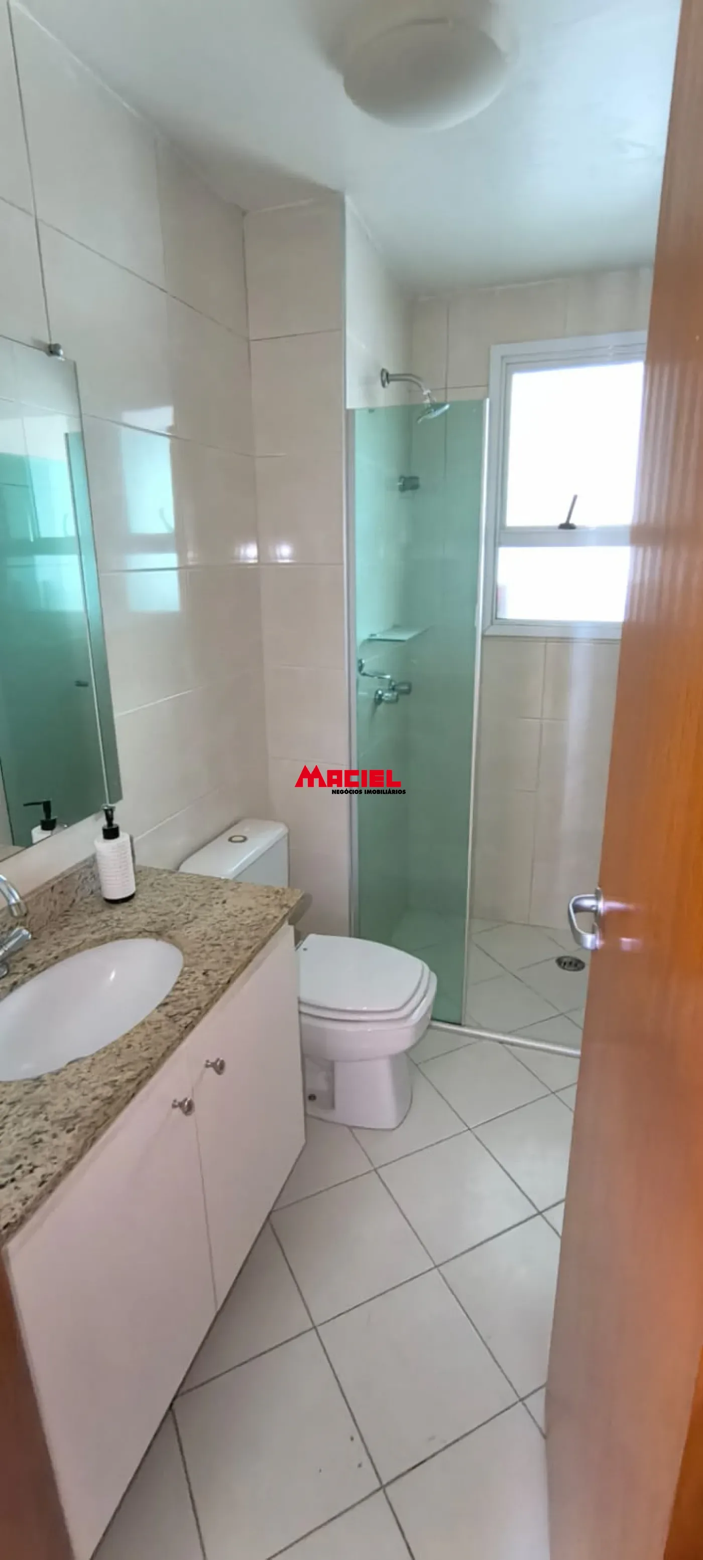 Alugar Apartamento / Padr&atilde;o em S&atilde;o Jos&eacute; dos Campos R$ 3.700,00 - Foto 10