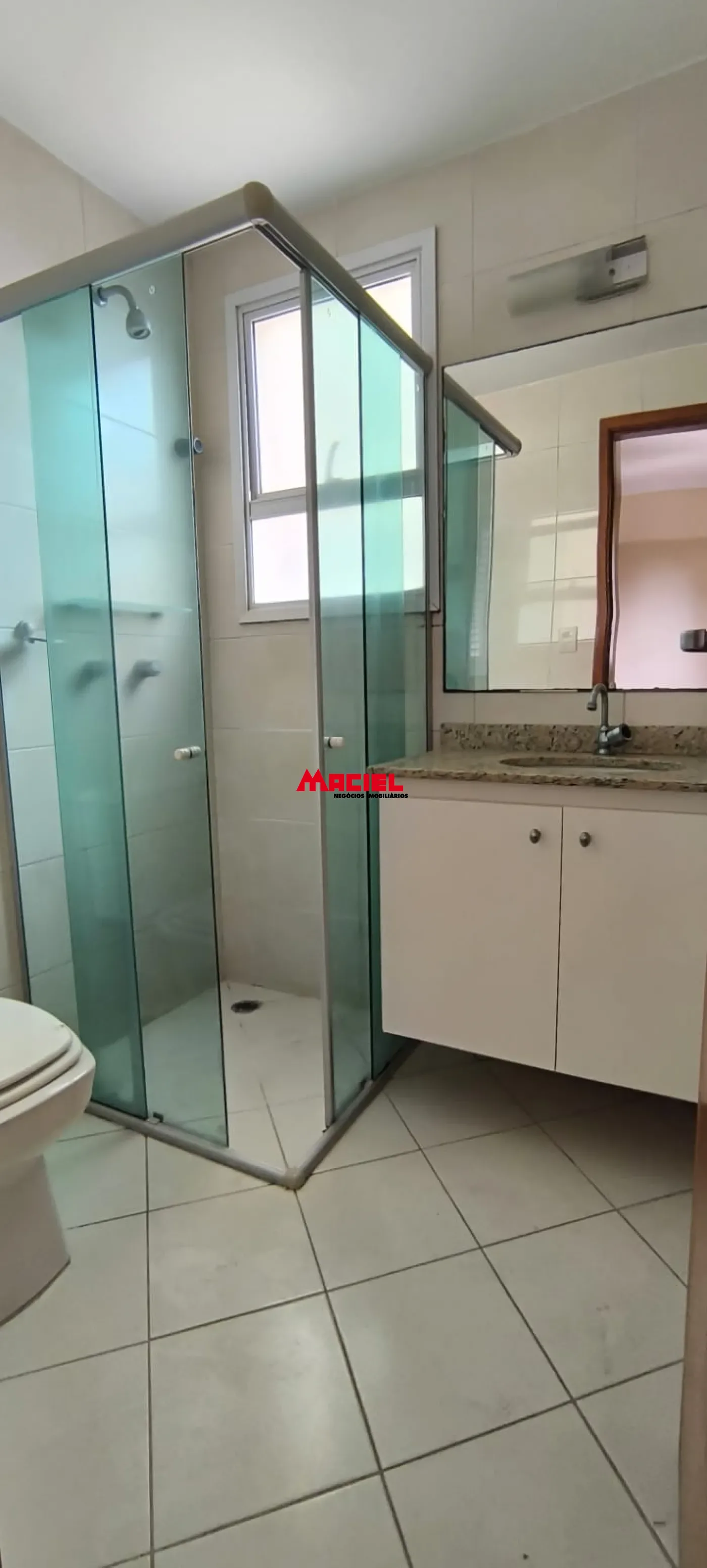 Alugar Apartamento / Padr&atilde;o em S&atilde;o Jos&eacute; dos Campos R$ 3.700,00 - Foto 11