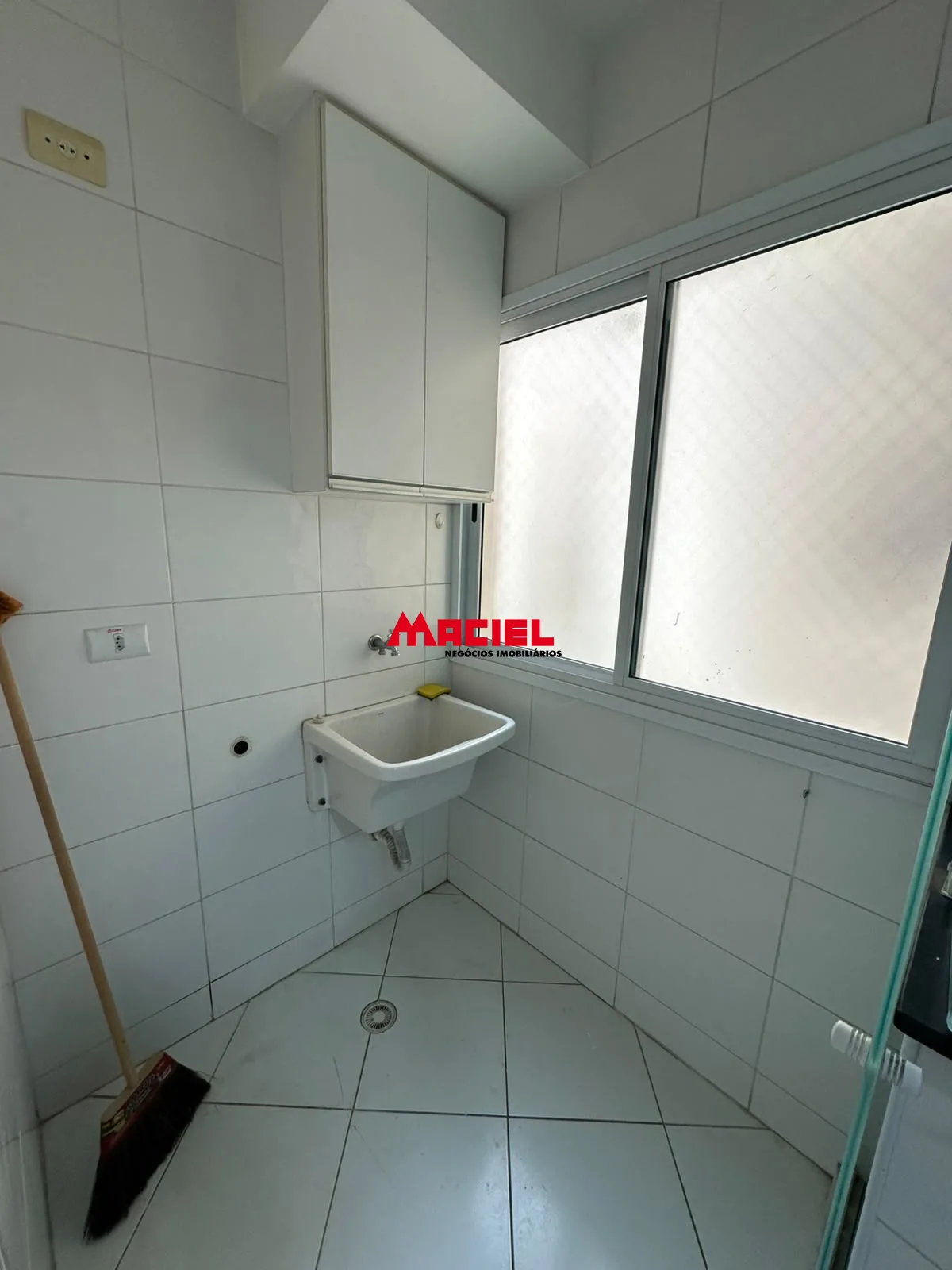 Alugar Apartamento / Padr&atilde;o em S&atilde;o Jos&eacute; dos Campos R$ 3.600,00 - Foto 7