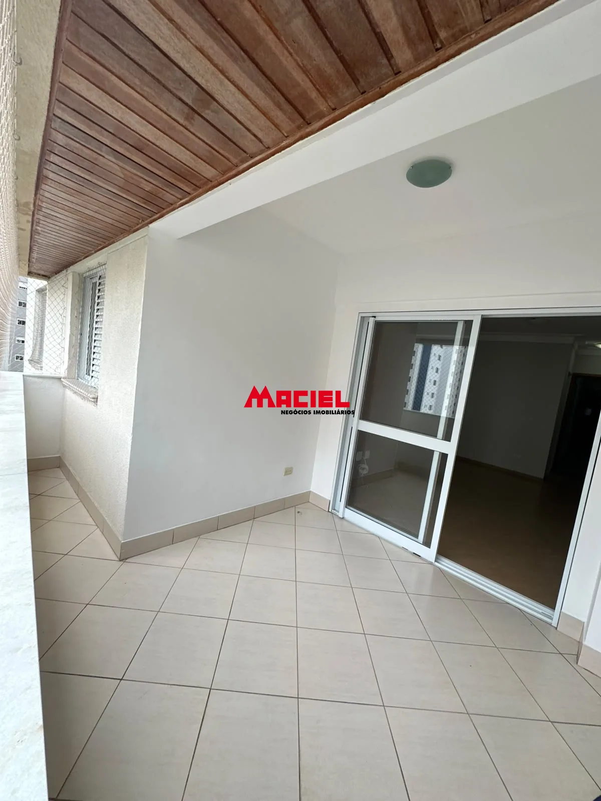 Alugar Apartamento / Padr&atilde;o em S&atilde;o Jos&eacute; dos Campos R$ 3.600,00 - Foto 12
