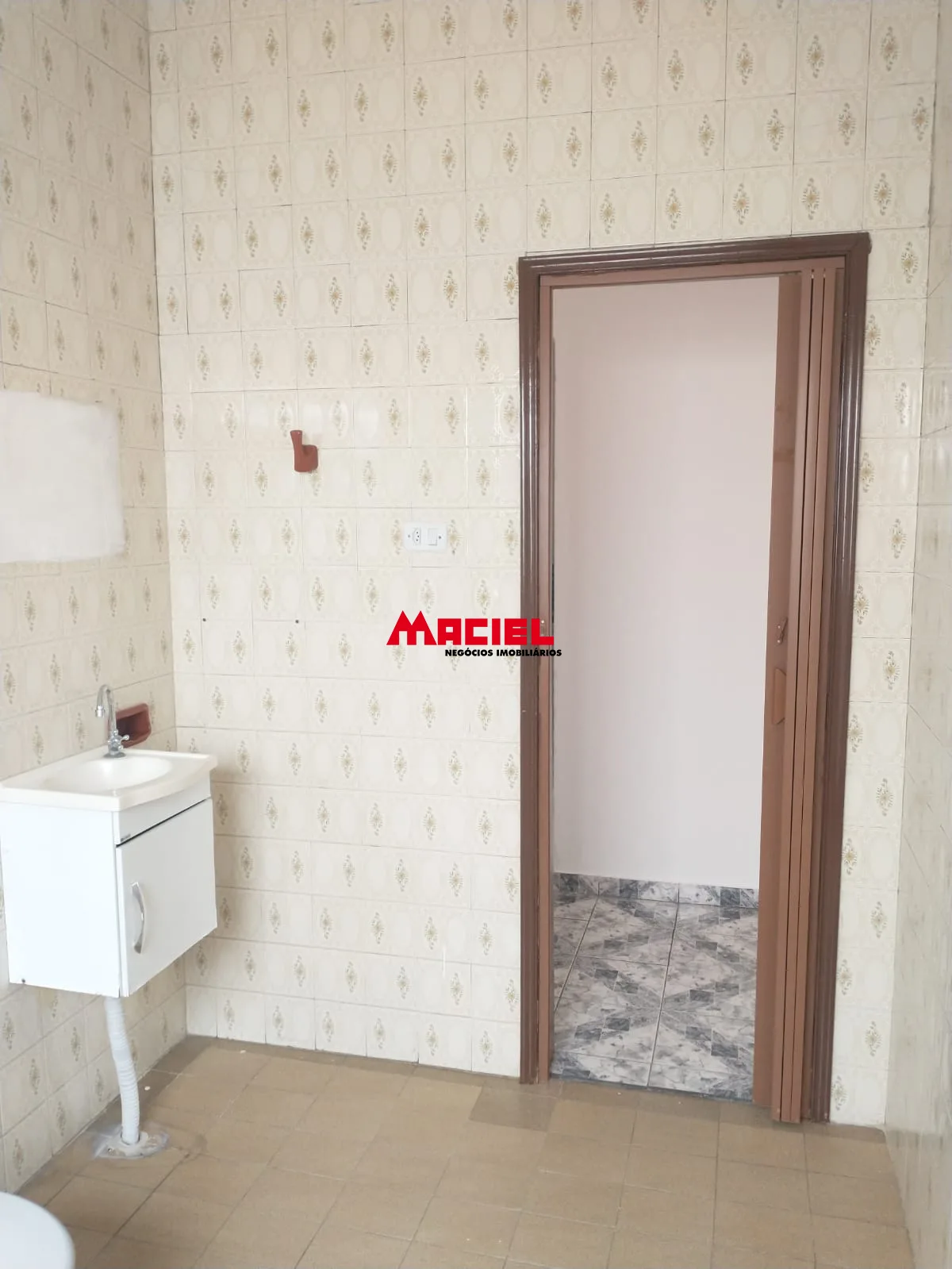 Alugar Casa / Ed&iacute;cula em S&atilde;o Jos&eacute; dos Campos R$ 1.200,00 - Foto 10