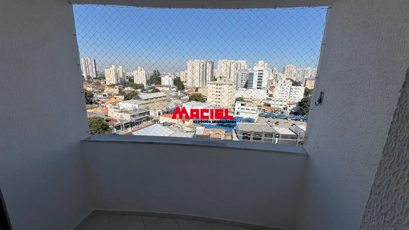 Alugar Apartamento / Padr&atilde;o em S&atilde;o Jos&eacute; dos Campos R$ 2.700,00 - Foto 1