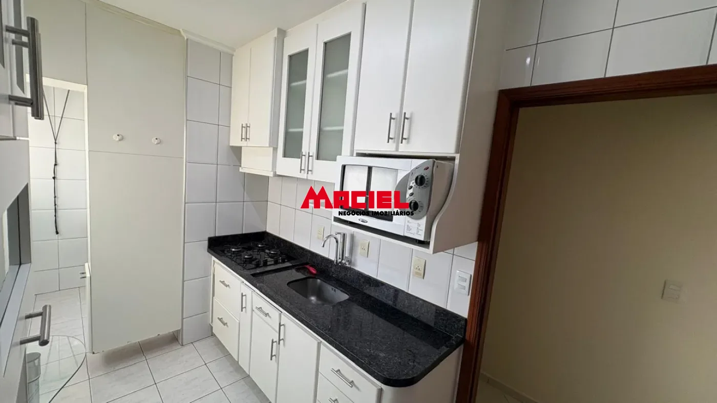 Alugar Apartamento / Padr&atilde;o em S&atilde;o Jos&eacute; dos Campos R$ 2.700,00 - Foto 5