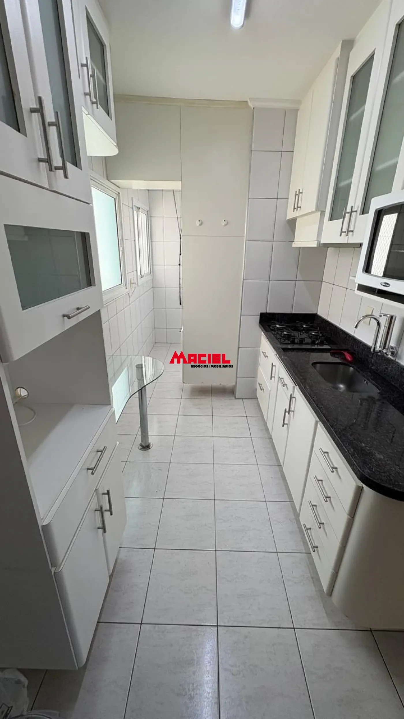 Alugar Apartamento / Padr&atilde;o em S&atilde;o Jos&eacute; dos Campos R$ 2.700,00 - Foto 6