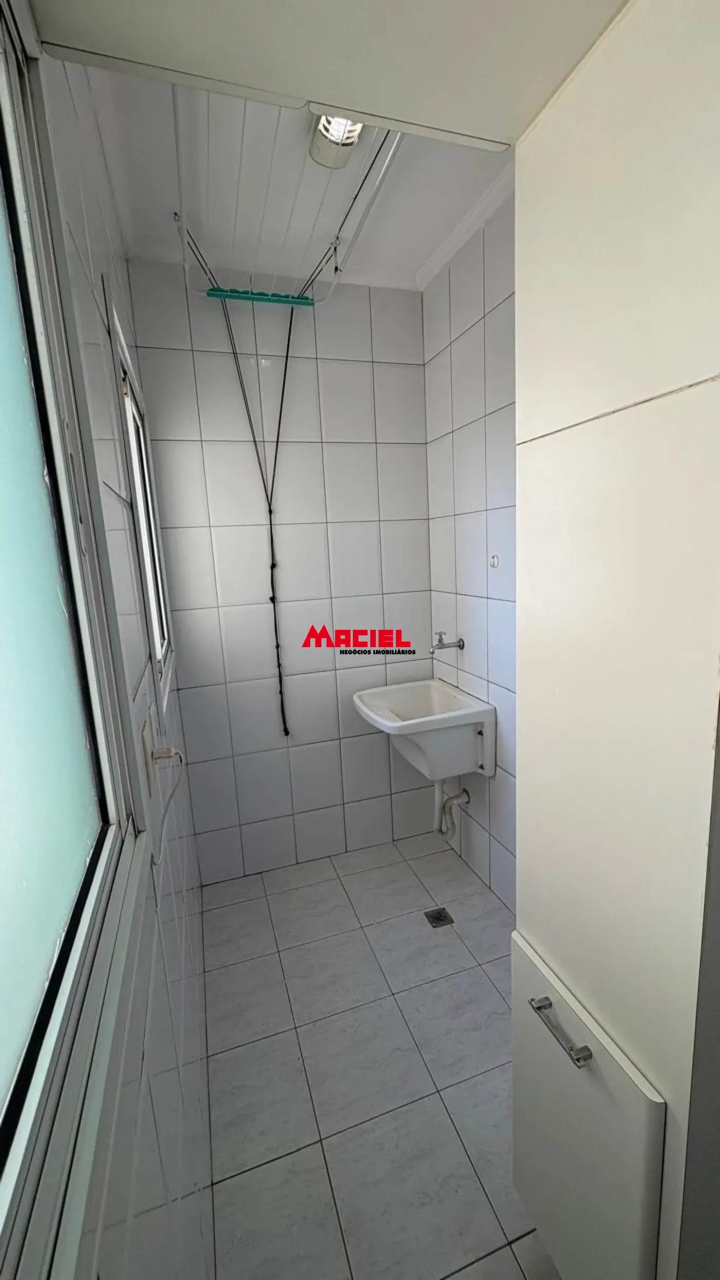 Alugar Apartamento / Padr&atilde;o em S&atilde;o Jos&eacute; dos Campos R$ 2.700,00 - Foto 7