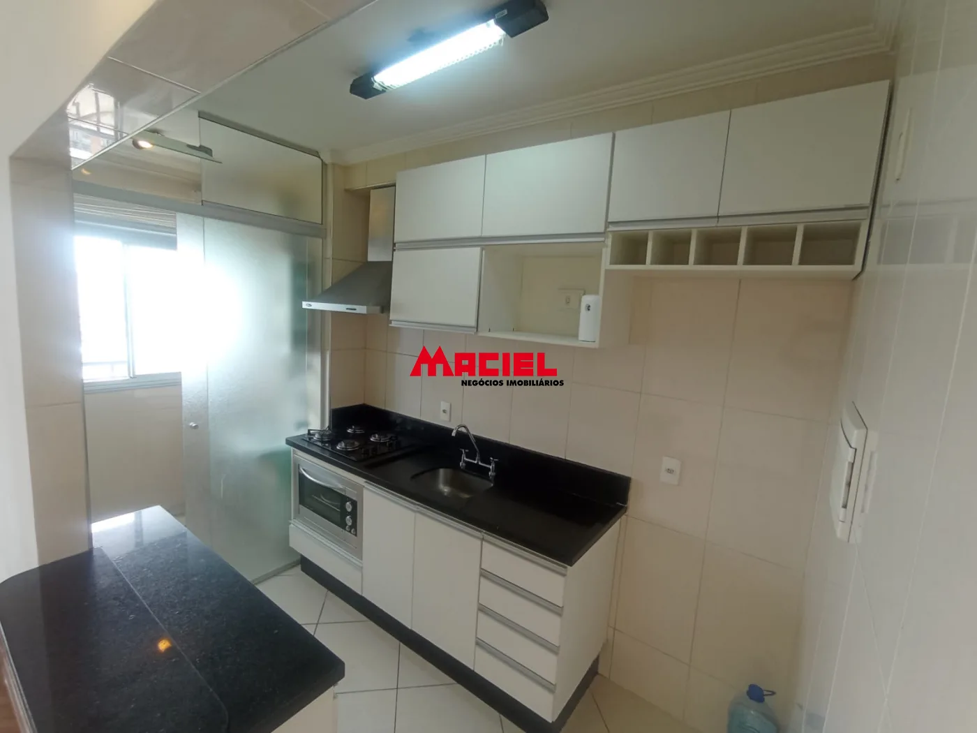 Alugar Apartamento / Padr&atilde;o em S&atilde;o Jos&eacute; dos Campos R$ 3.100,00 - Foto 4