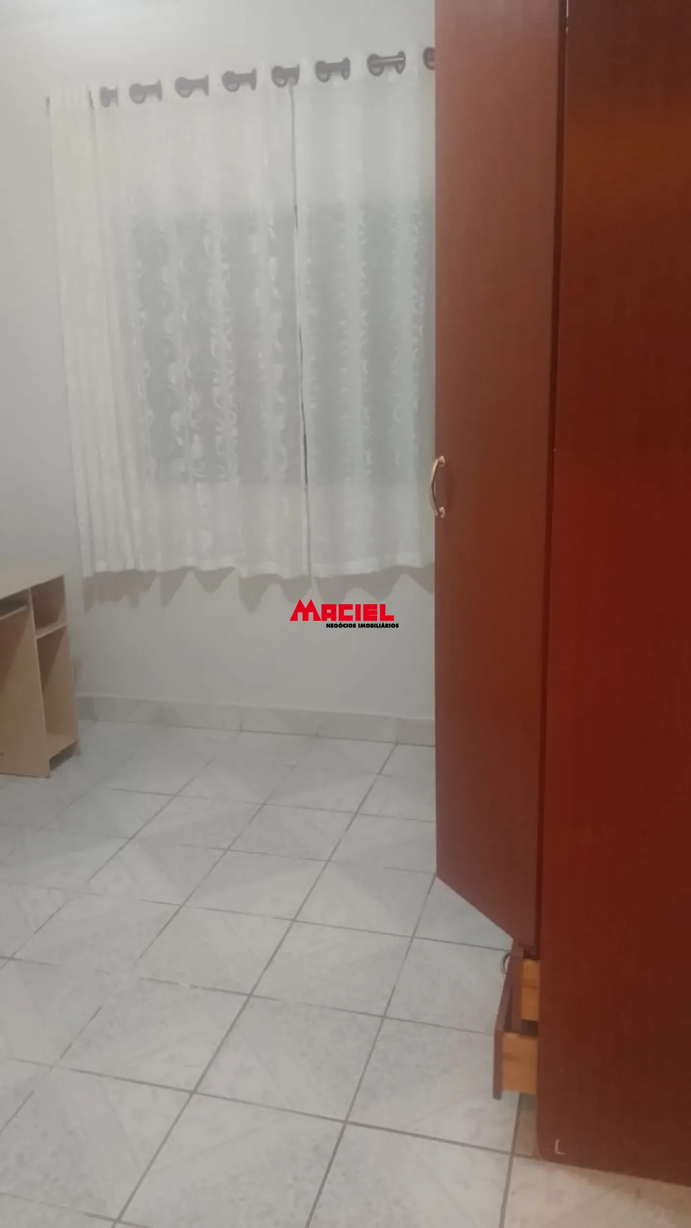 Alugar Casa / Padr&atilde;o em S&atilde;o Jos&eacute; dos Campos R$ 3.350,00 - Foto 11