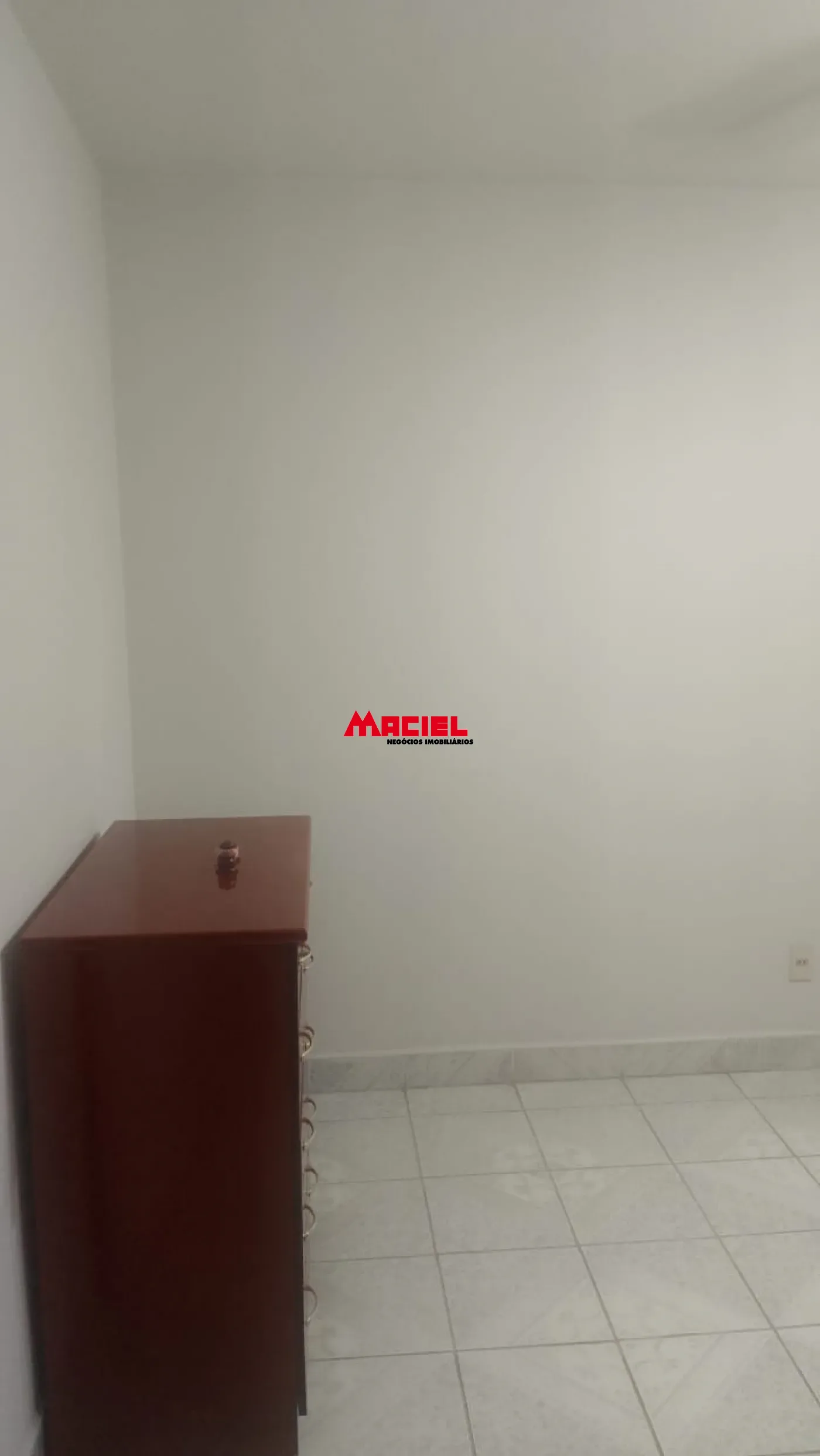Alugar Casa / Padr&atilde;o em S&atilde;o Jos&eacute; dos Campos R$ 3.350,00 - Foto 28