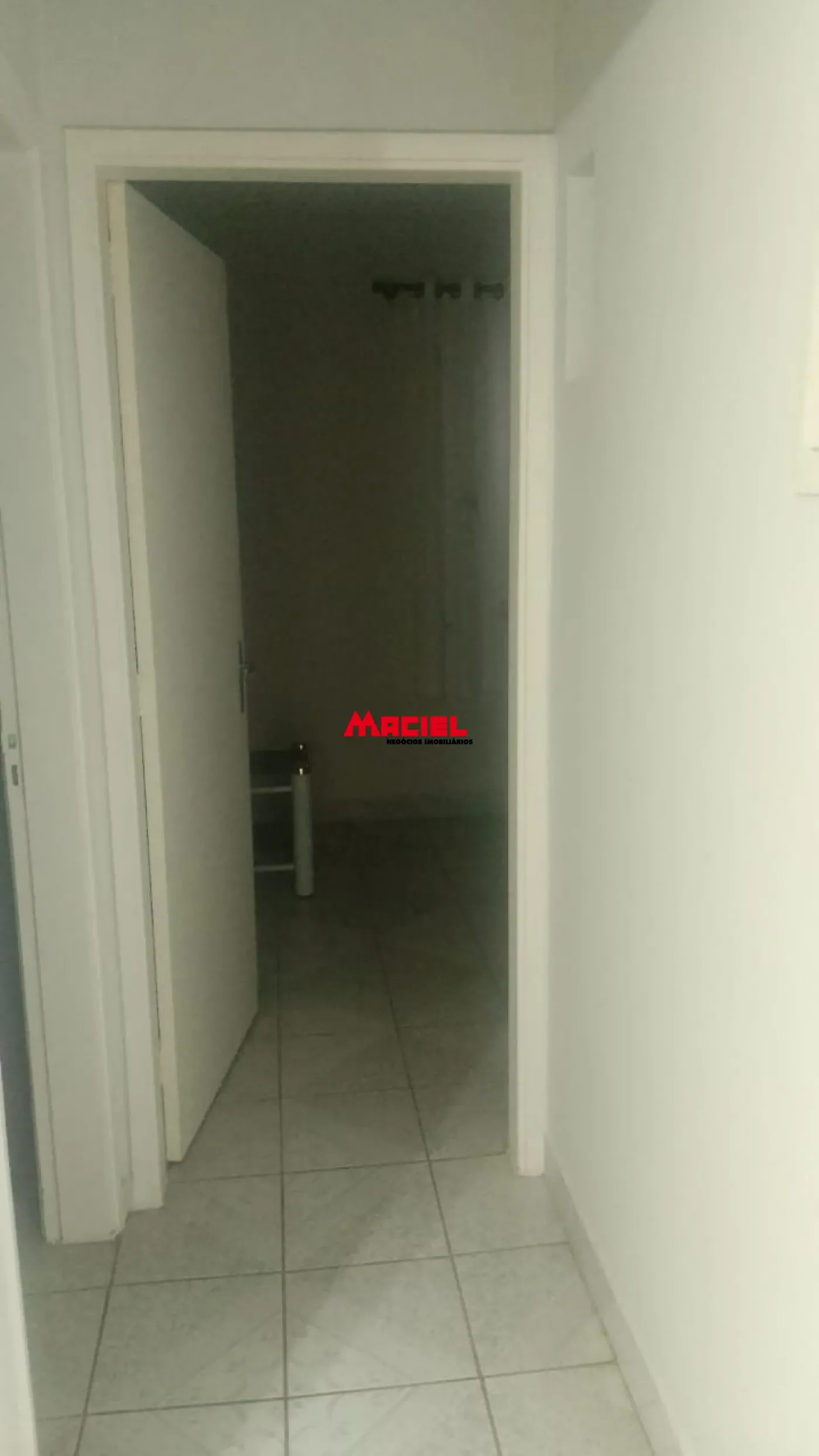 Alugar Casa / Padr&atilde;o em S&atilde;o Jos&eacute; dos Campos R$ 3.350,00 - Foto 36