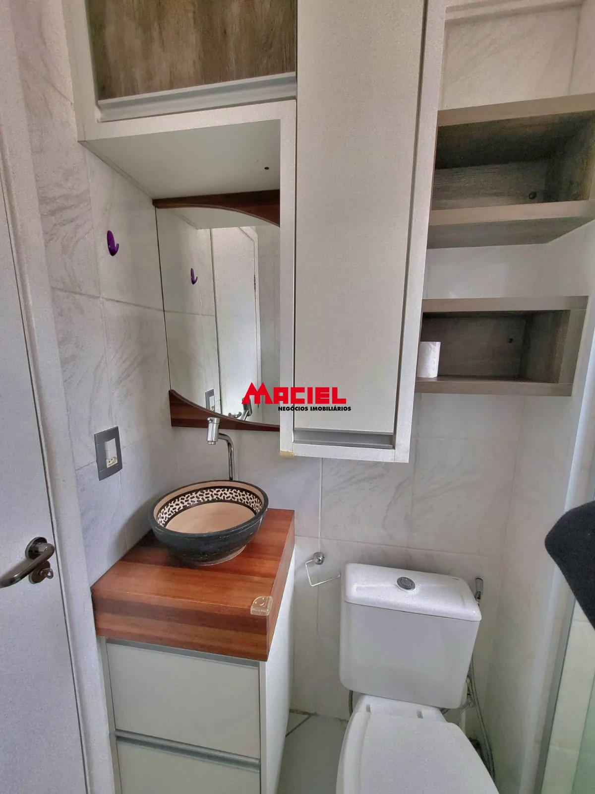 Alugar Apartamento / Padr&atilde;o em S&atilde;o Jos&eacute; dos Campos R$ 2.780,00 - Foto 6