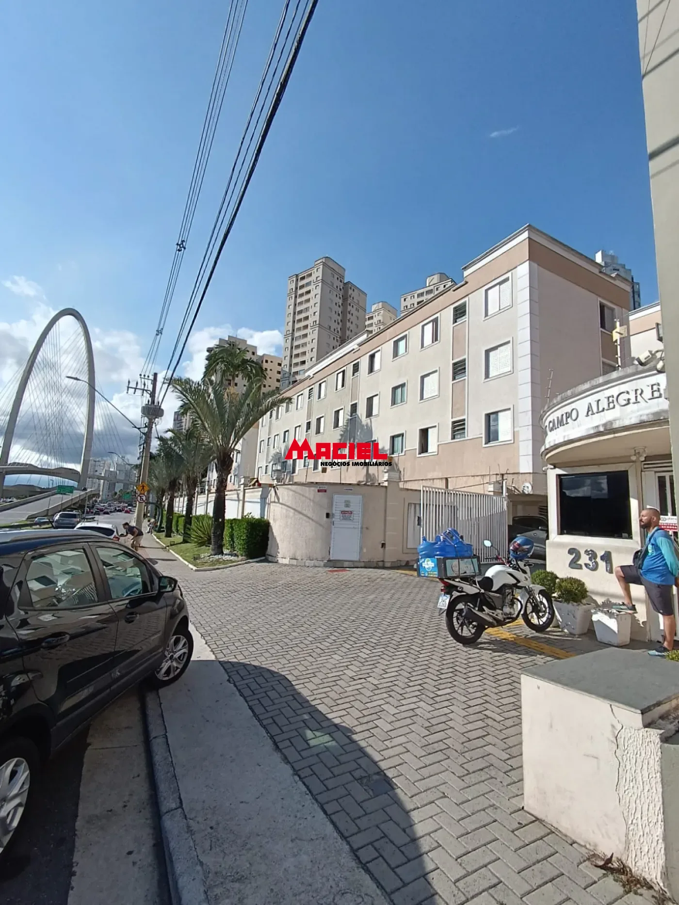 Alugar Apartamento / Padr&atilde;o em S&atilde;o Jos&eacute; dos Campos R$ 2.600,00 - Foto 14