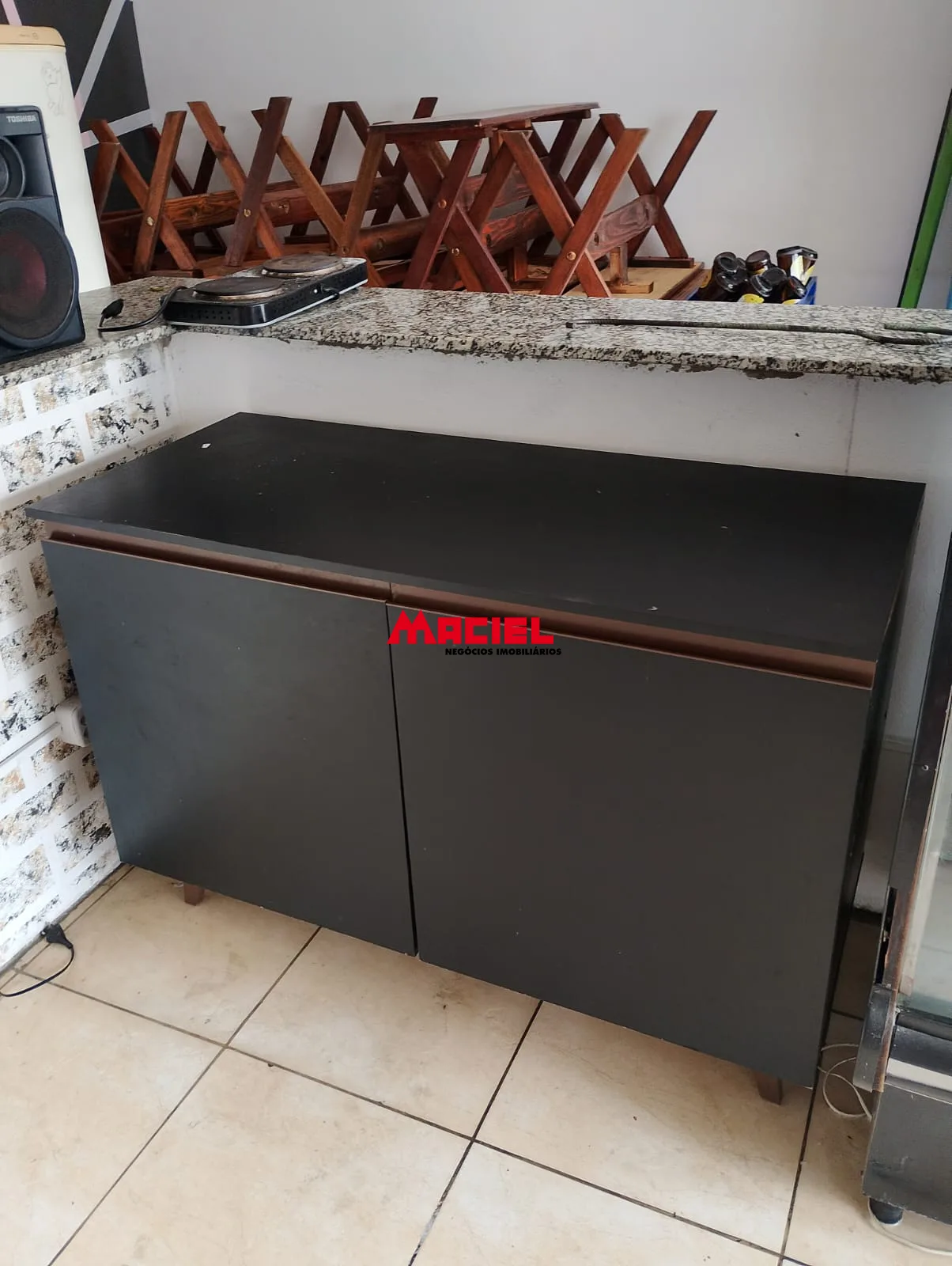 Alugar Comercial / Ponto Comercial em S&atilde;o Jos&eacute; dos Campos R$ 1.500,00 - Foto 5