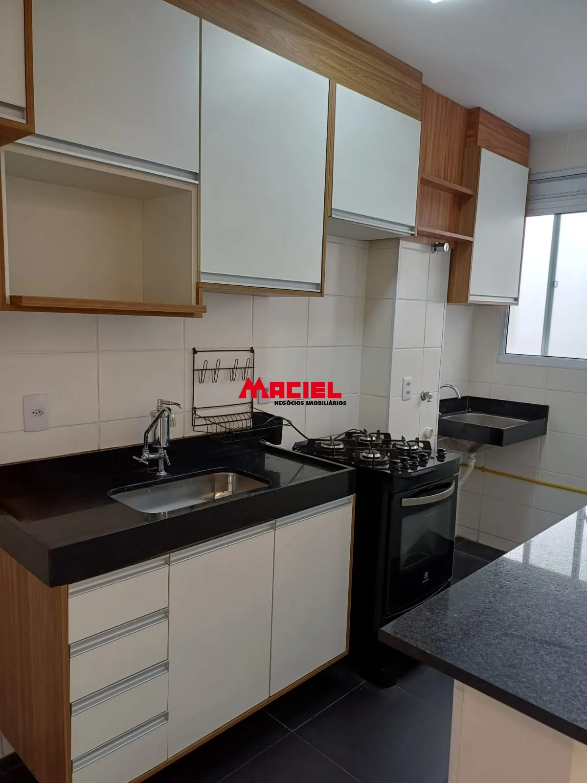 Alugar Apartamento / Padr&atilde;o em S&atilde;o Jos&eacute; dos Campos R$ 2.600,00 - Foto 4