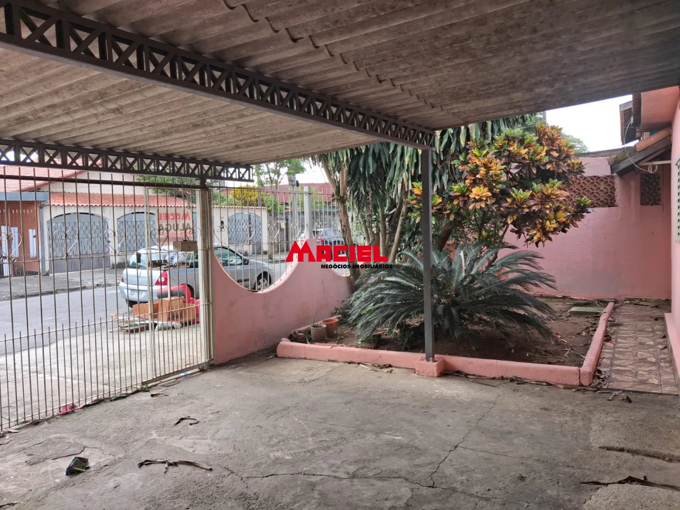 Alugar Casa / Padr&atilde;o em S&atilde;o Jos&eacute; dos Campos R$ 3.000,00 - Foto 2