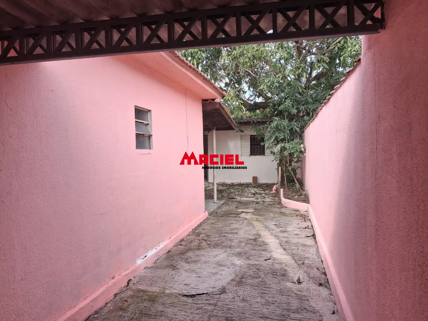 Alugar Casa / Padr&atilde;o em S&atilde;o Jos&eacute; dos Campos R$ 3.000,00 - Foto 5