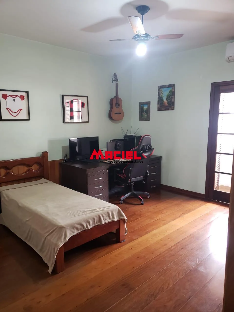 Comprar Casa / Sobrado em S&atilde;o Jos&eacute; dos Campos R$ 1.480.000,00 - Foto 11