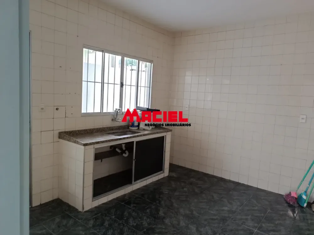 Alugar Casa / Padr&atilde;o em S&atilde;o Jos&eacute; dos Campos R$ 3.500,00 - Foto 5