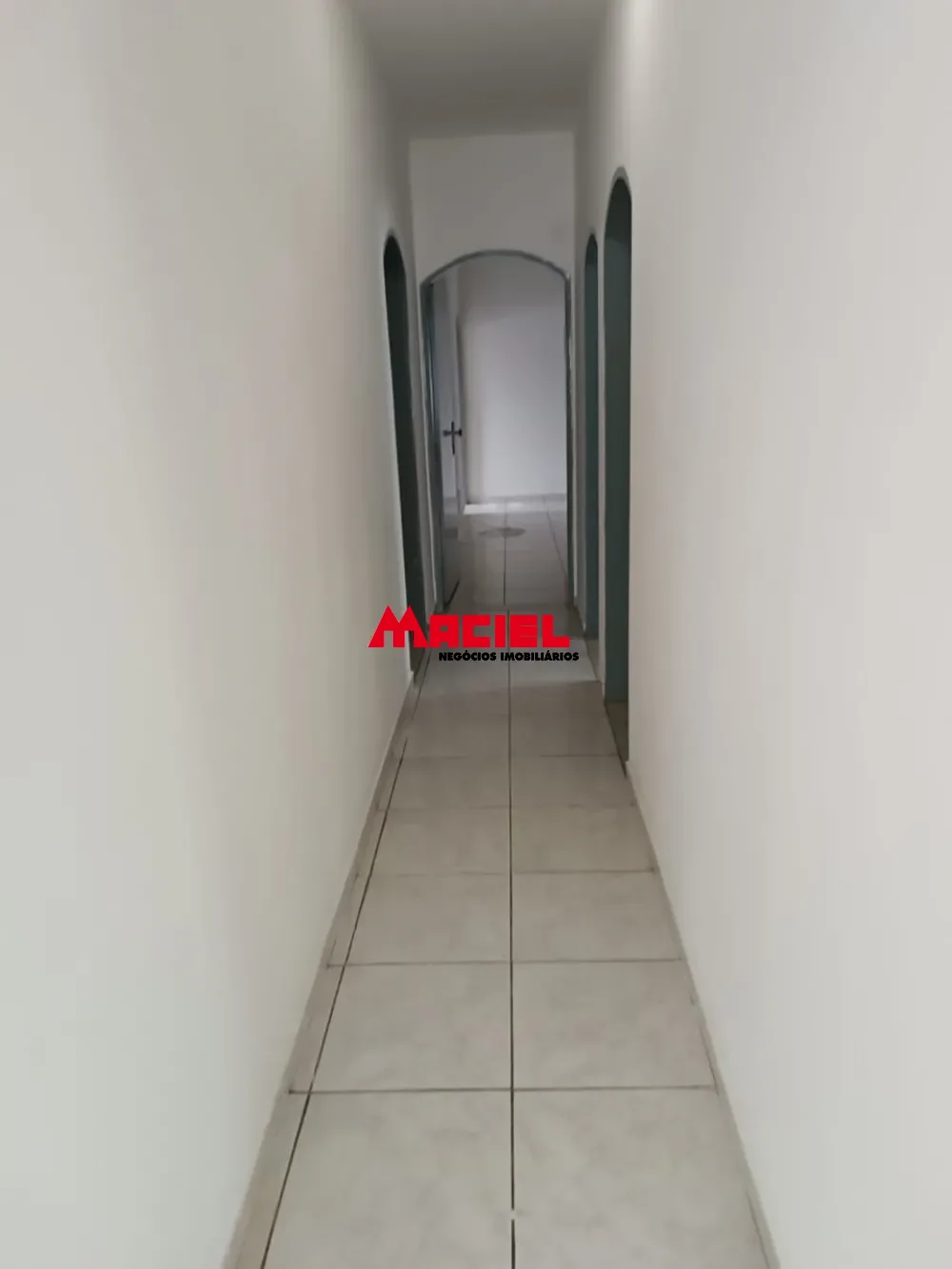 Alugar Casa / Padr&atilde;o em S&atilde;o Jos&eacute; dos Campos R$ 3.500,00 - Foto 19