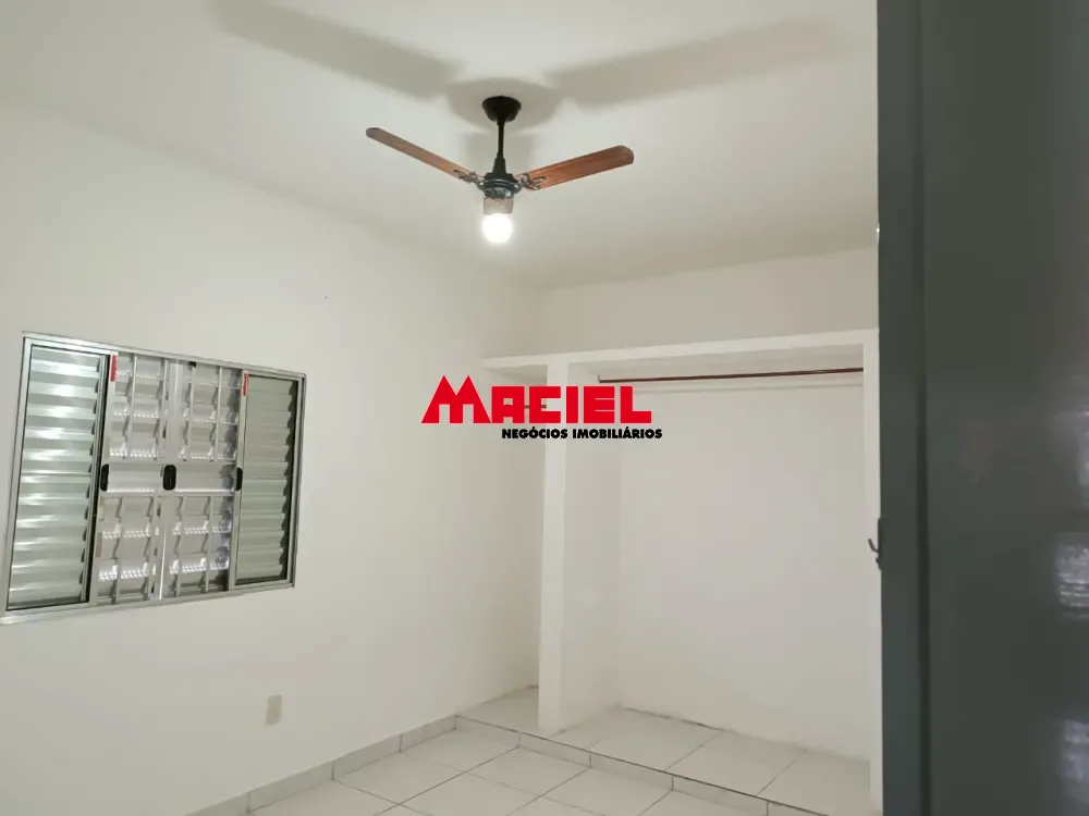 Alugar Casa / Padr&atilde;o em S&atilde;o Jos&eacute; dos Campos R$ 3.500,00 - Foto 21