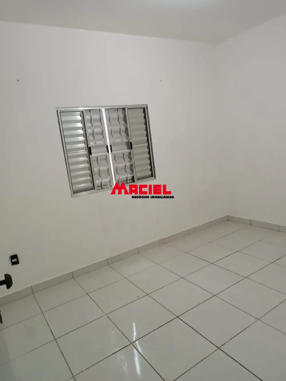 Alugar Casa / Padr&atilde;o em S&atilde;o Jos&eacute; dos Campos R$ 3.500,00 - Foto 26